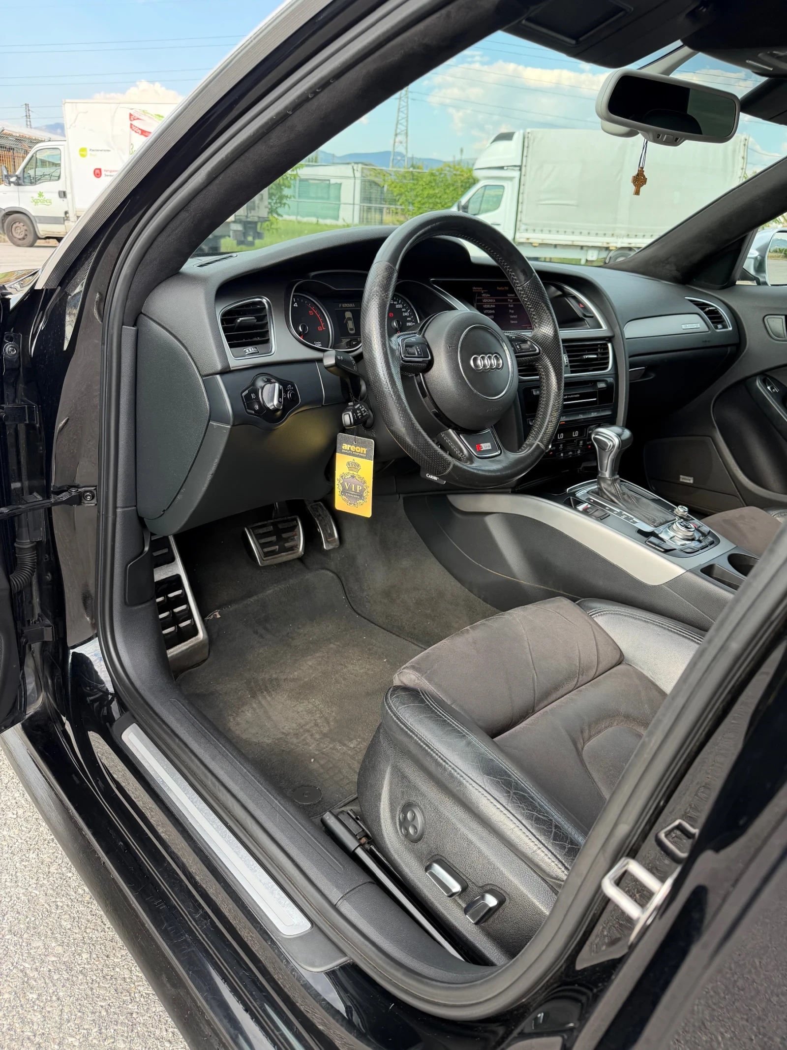 Audi A4 S4-optic S-line РЕАЛНА!!! , снимка 5 - Автомобили и джипове - 55546412