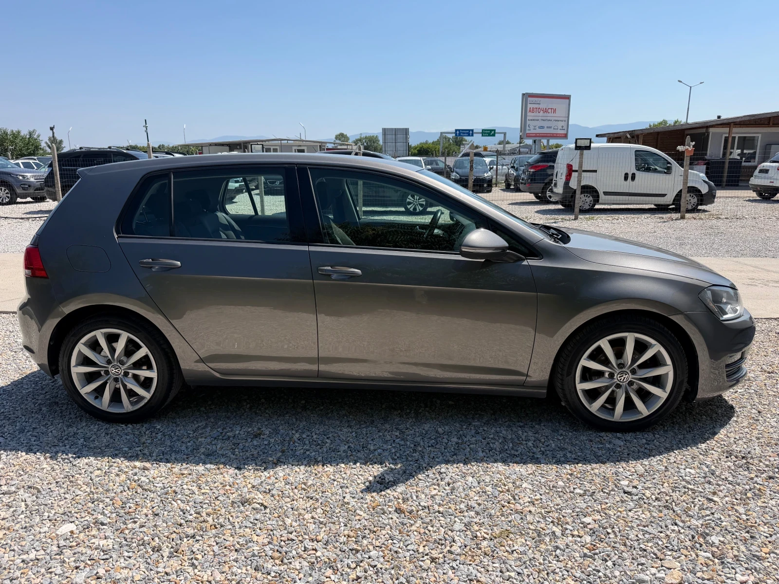 VW Golf 7 Highline, снимка 6 - Автомобили и джипове - 55630508