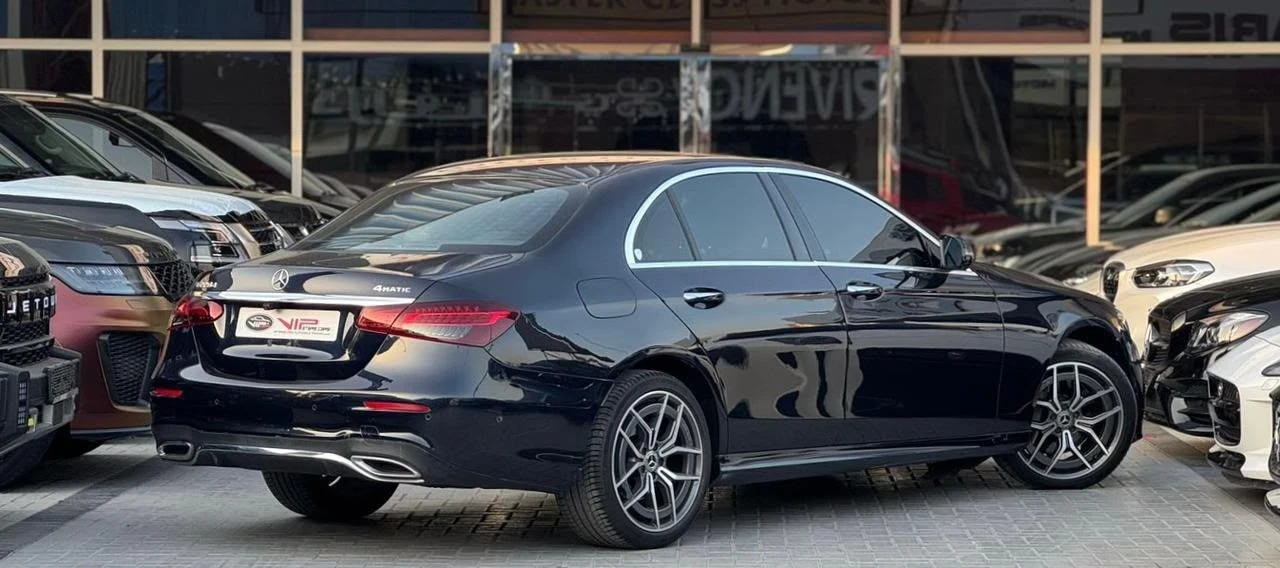 Mercedes-Benz E 220, снимка 11 - Автомобили и джипове - 55692715
