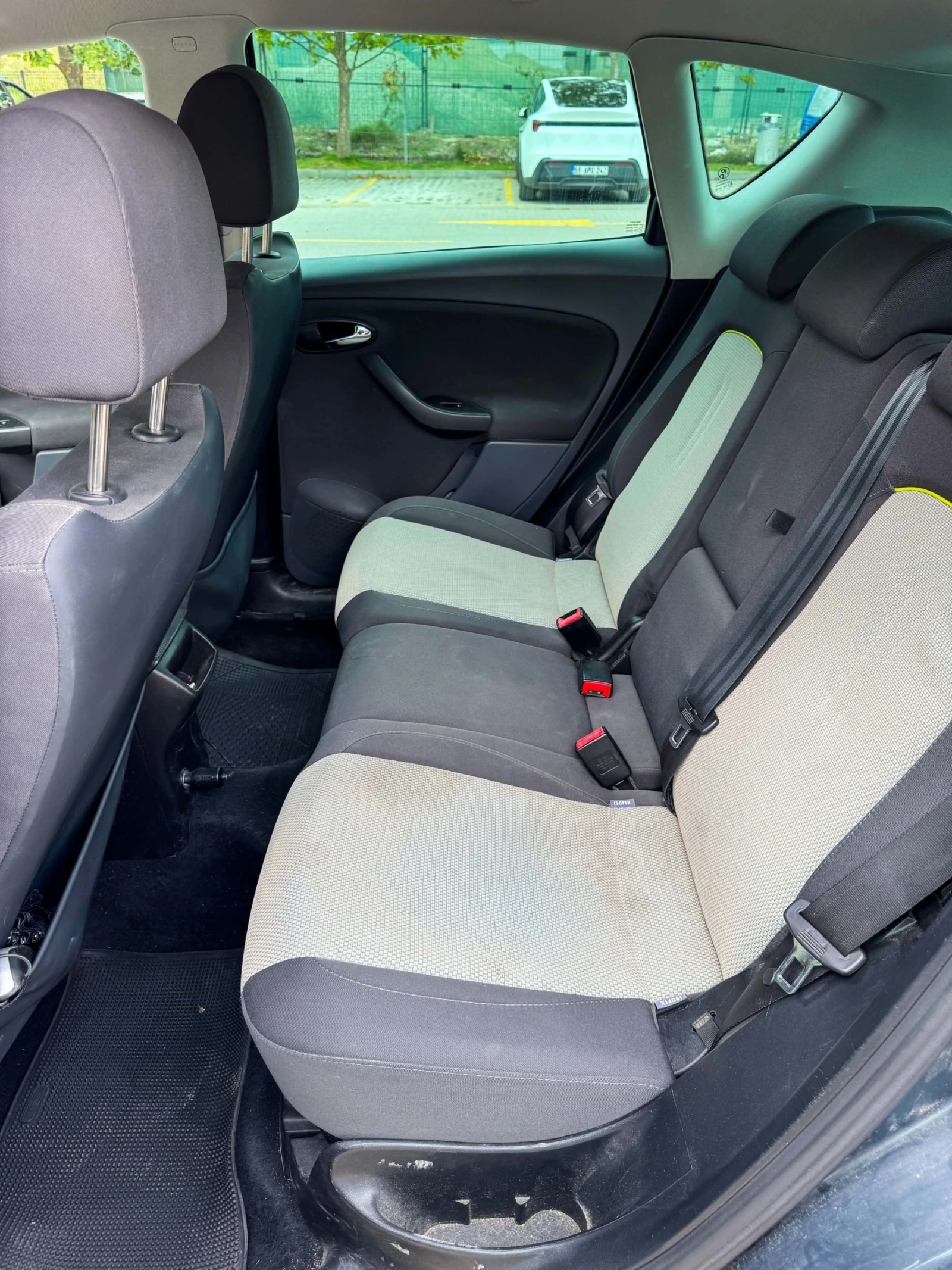 Seat Altea 1.4 MPI, снимка 10 - Автомобили и джипове - 55724298