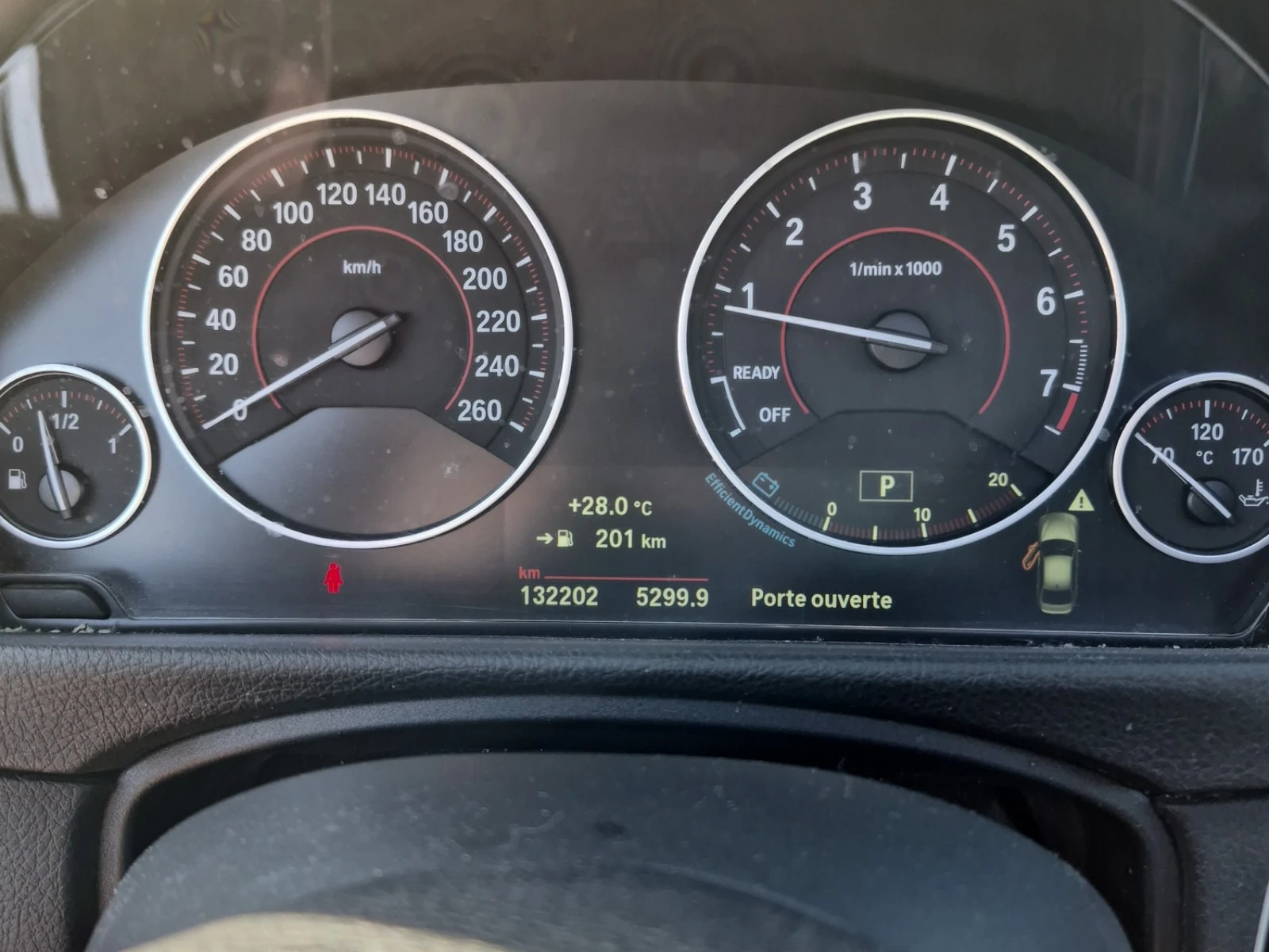 BMW 330 I XDRIVE * ШИБИДАХ * 2 КЛЮЧА * CARFAX * , снимка 9 - Автомобили и джипове - 55920255