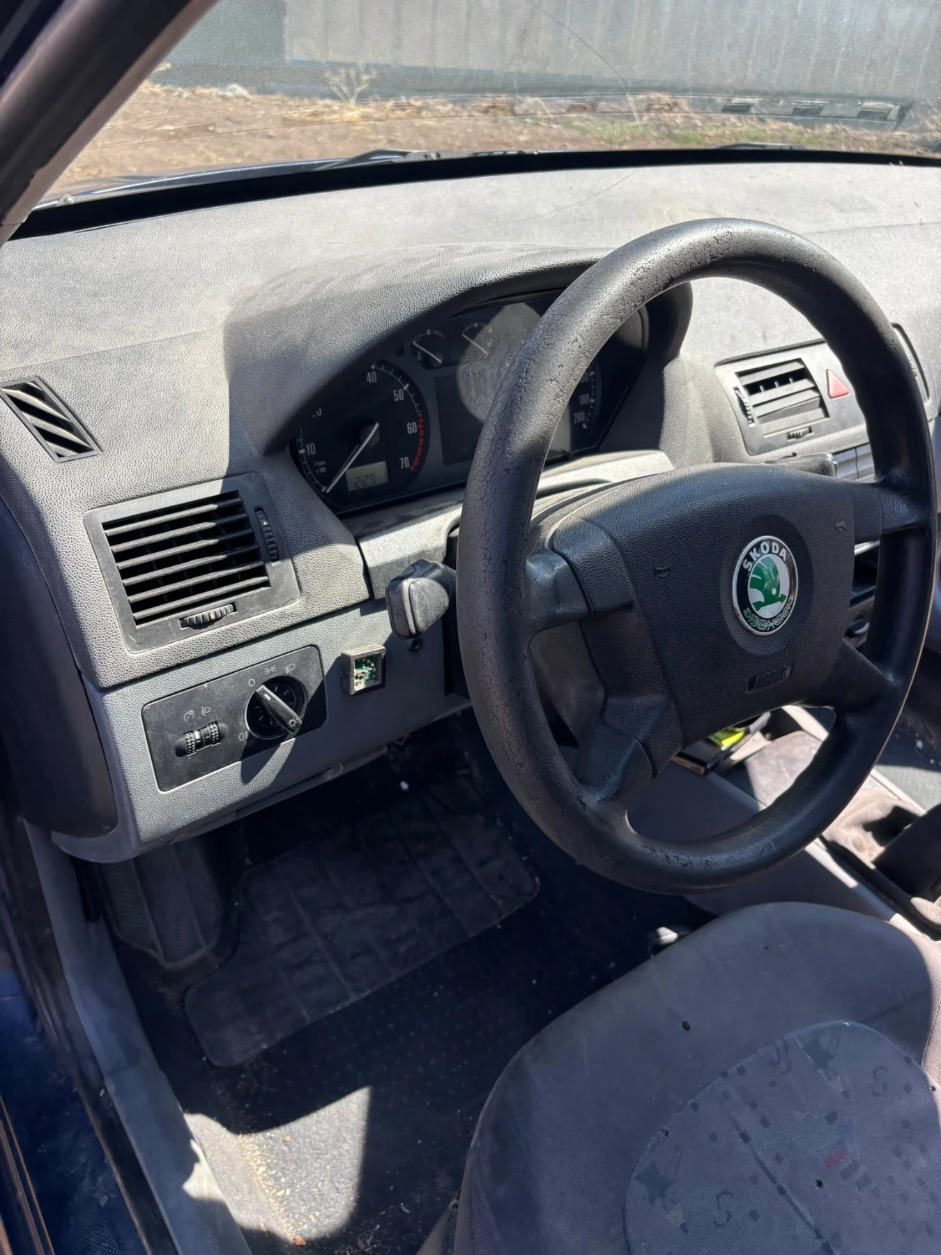Skoda Fabia, снимка 8 - Автомобили и джипове - 56313164