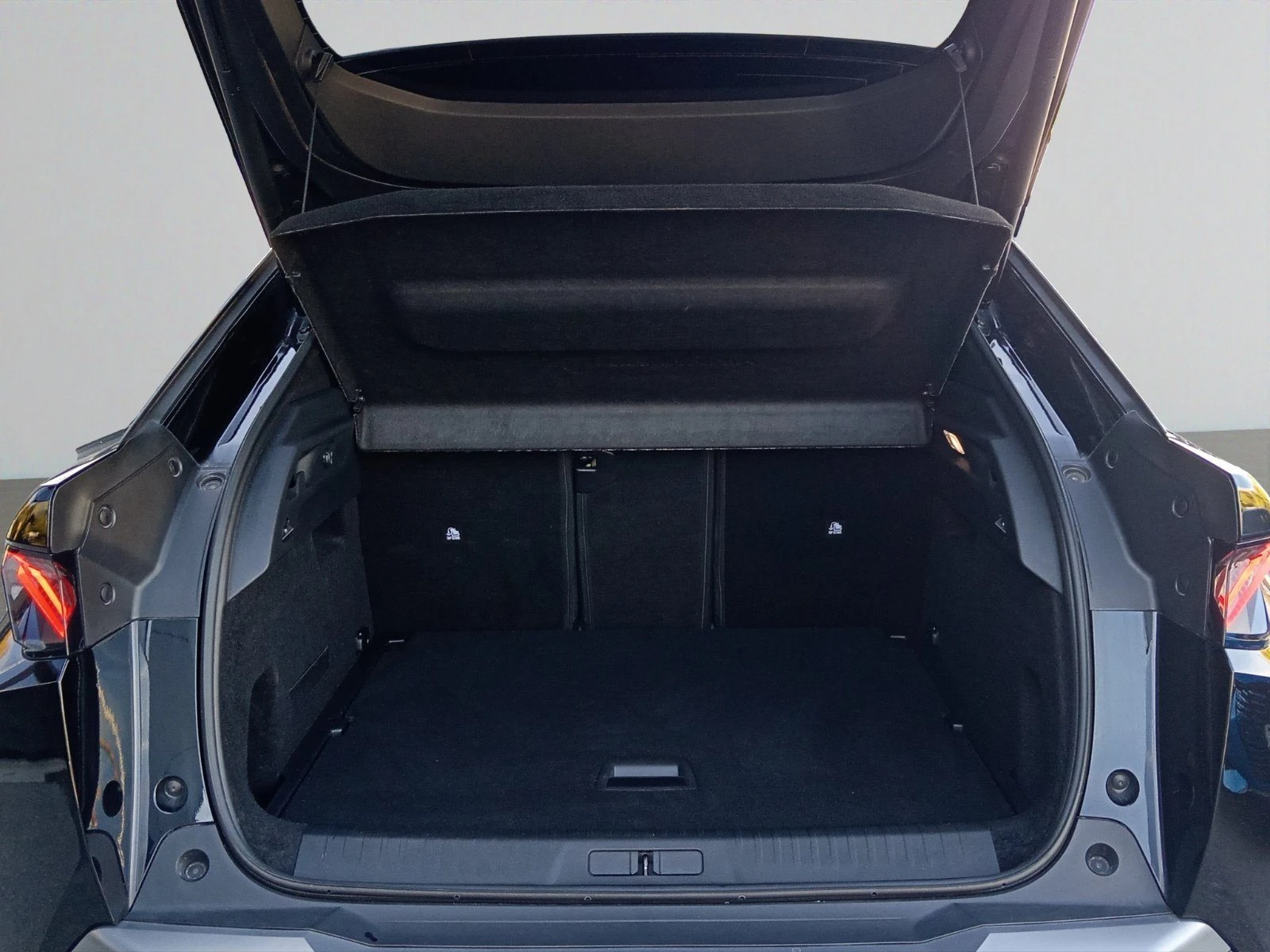 Peugeot 3008 GT 1.2 PureTech 145 HYBRID 48V e-DCS6 EURO 6.4 | Mobile.bg � ����������� 13