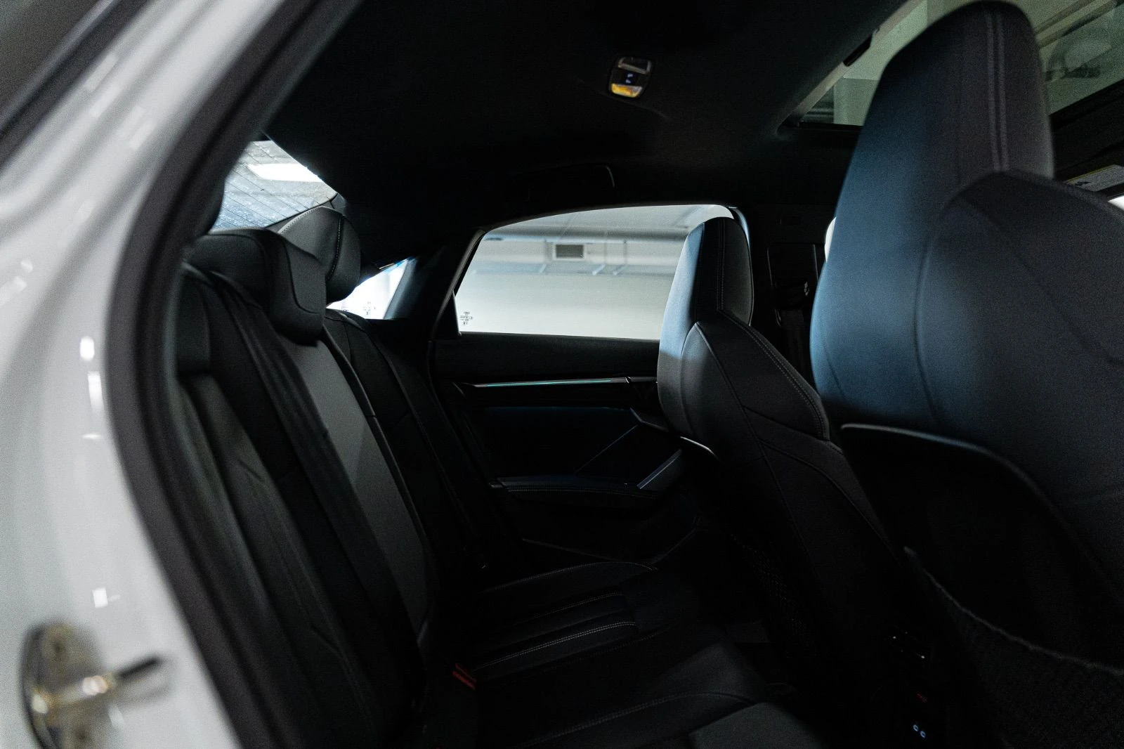 Audi S3 LIMOUSINE * КРАЙНА ЦЕНА* FULL EXTRAS, снимка 16 - Автомобили и джипове - 56705533