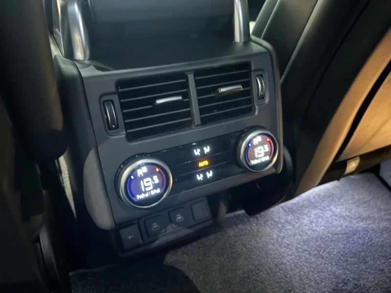 Land Rover Discovery D300 R Dynamic, снимка 7 - Автомобили и джипове - 50560117