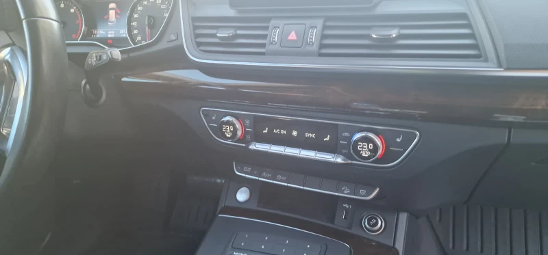 Audi Q5, снимка 13 - Автомобили и джипове - 52362691