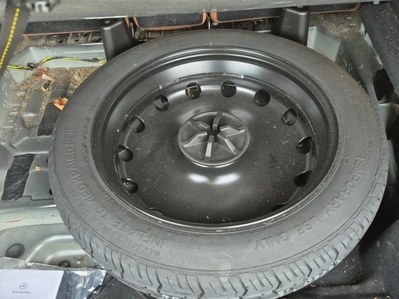 Mercedes-Benz GLC 300 * CARFAX * ЦЕНА ДО БГ, снимка 14 - Автомобили и джипове - 52723430