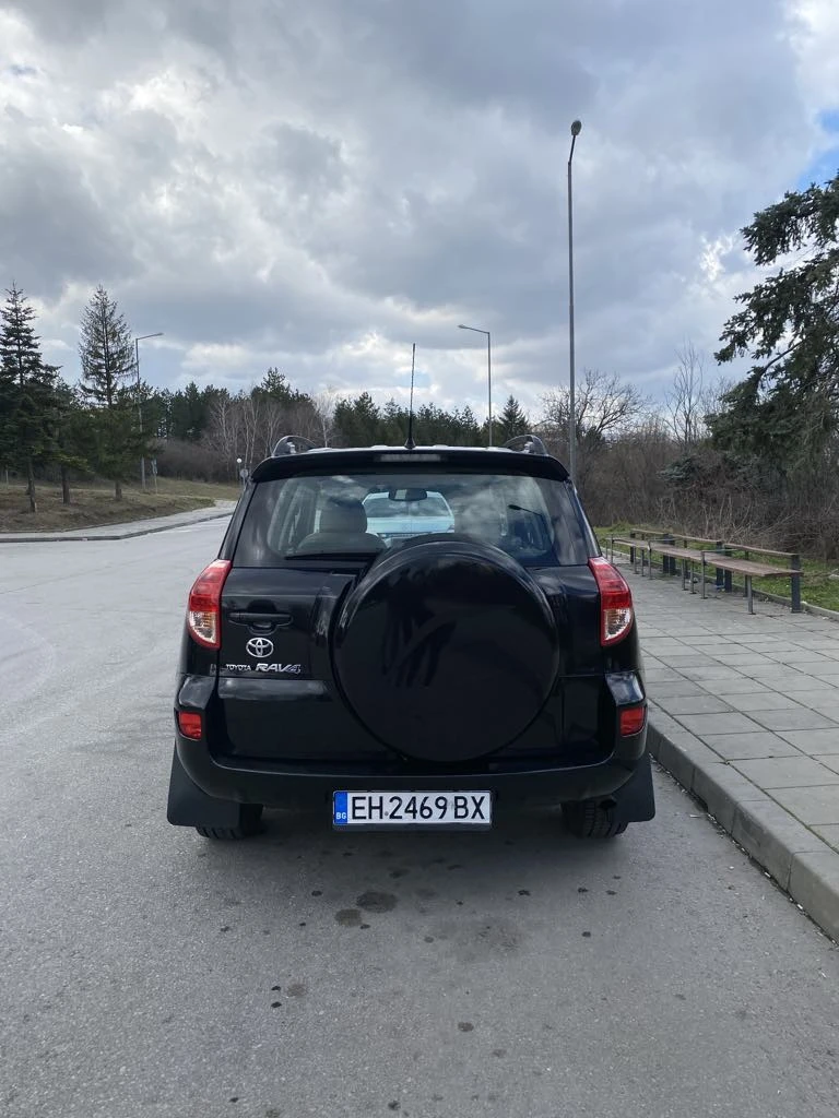 Toyota Rav4, снимка 6 - Автомобили и джипове - 49263709