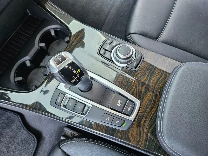 BMW X3 2.0d, снимка 12 - Автомобили и джипове - 55347757