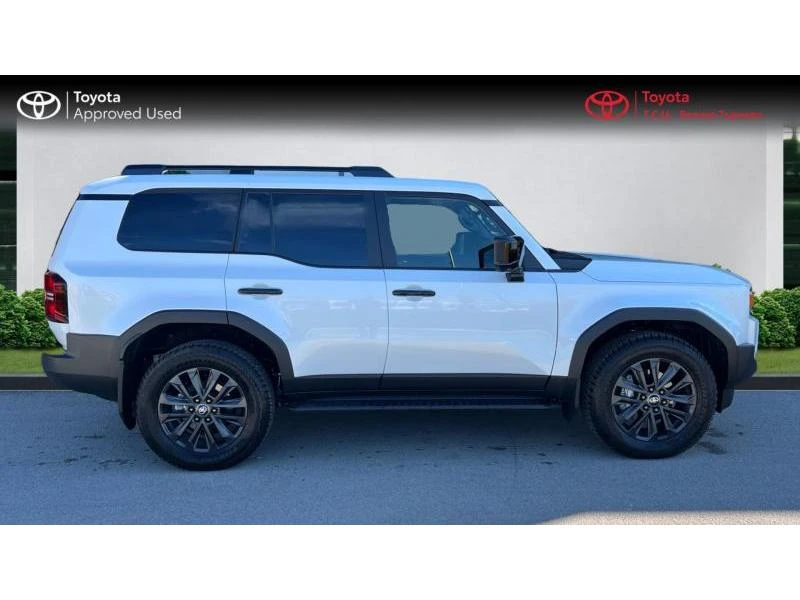 Toyota Land cruiser 250 Luxury, снимка 4 - Автомобили и джипове - 56193238