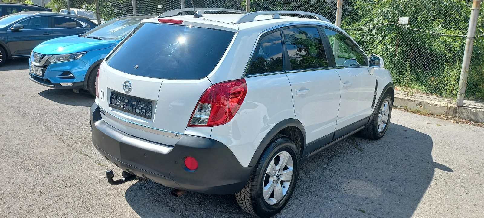 Opel Antara 2.4 SWISS-NAVI 4x4 - изображение 6