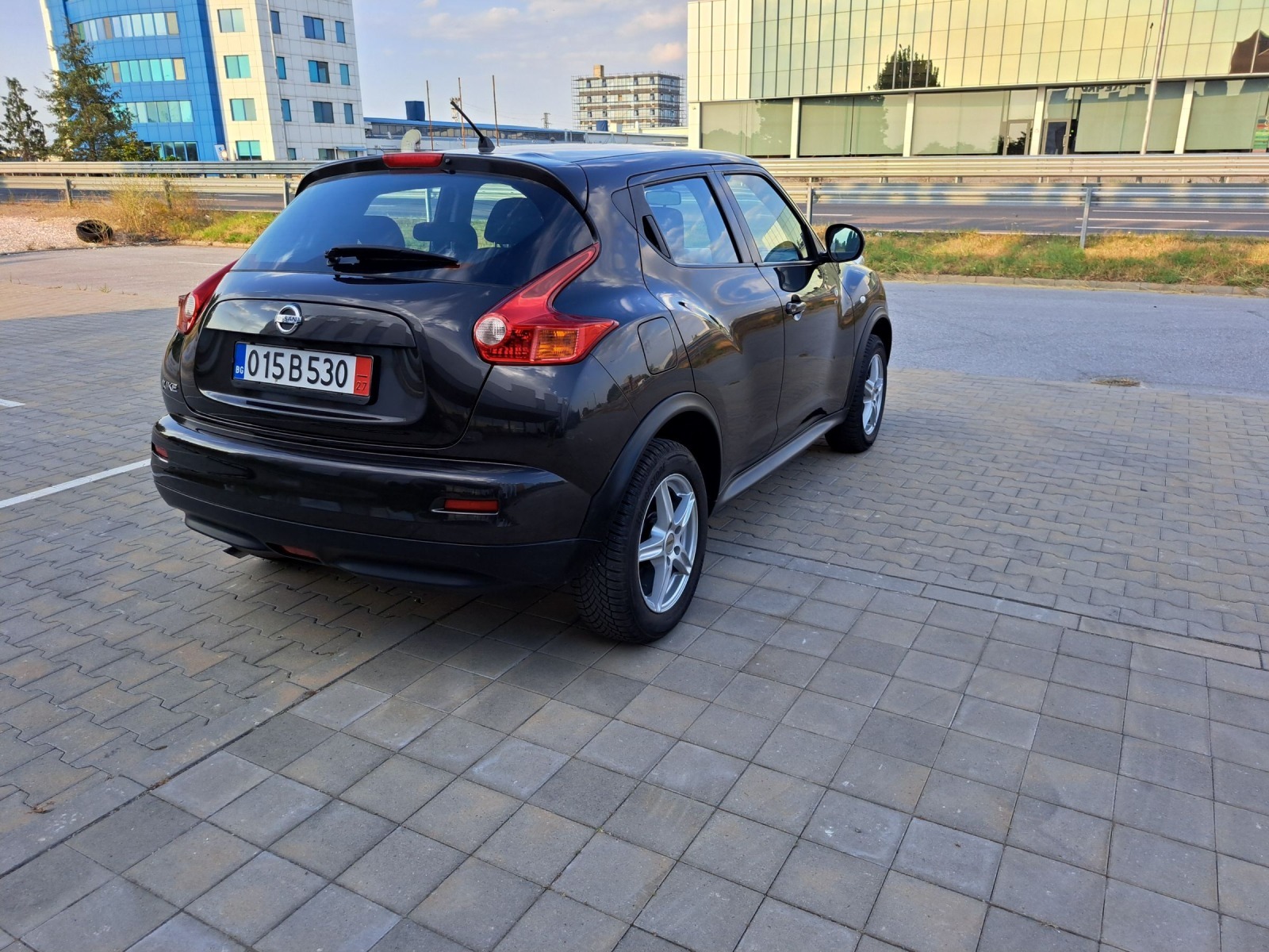 Nissan Juke 1.6i - изображение 3