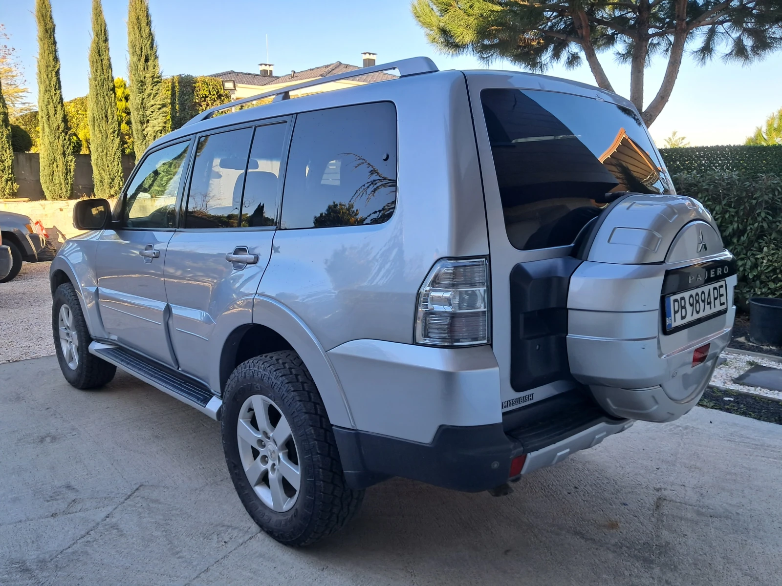 Mitsubishi Pajero 3.2 DI-DC-167000 км.ПЪЛНА СЕРВИЗНА ИСТОРИЯ - изображение 3