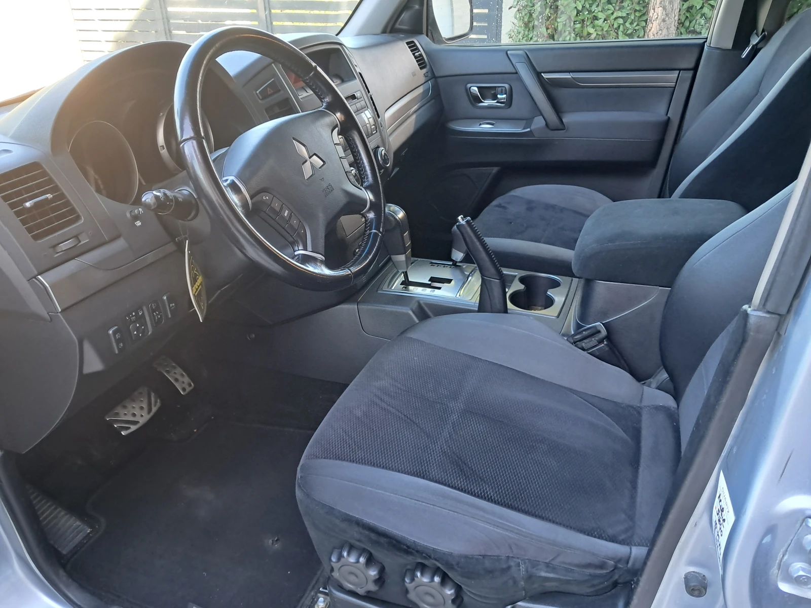 Mitsubishi Pajero 3.2 DI-DC-167000 км.ПЪЛНА СЕРВИЗНА ИСТОРИЯ - изображение 5