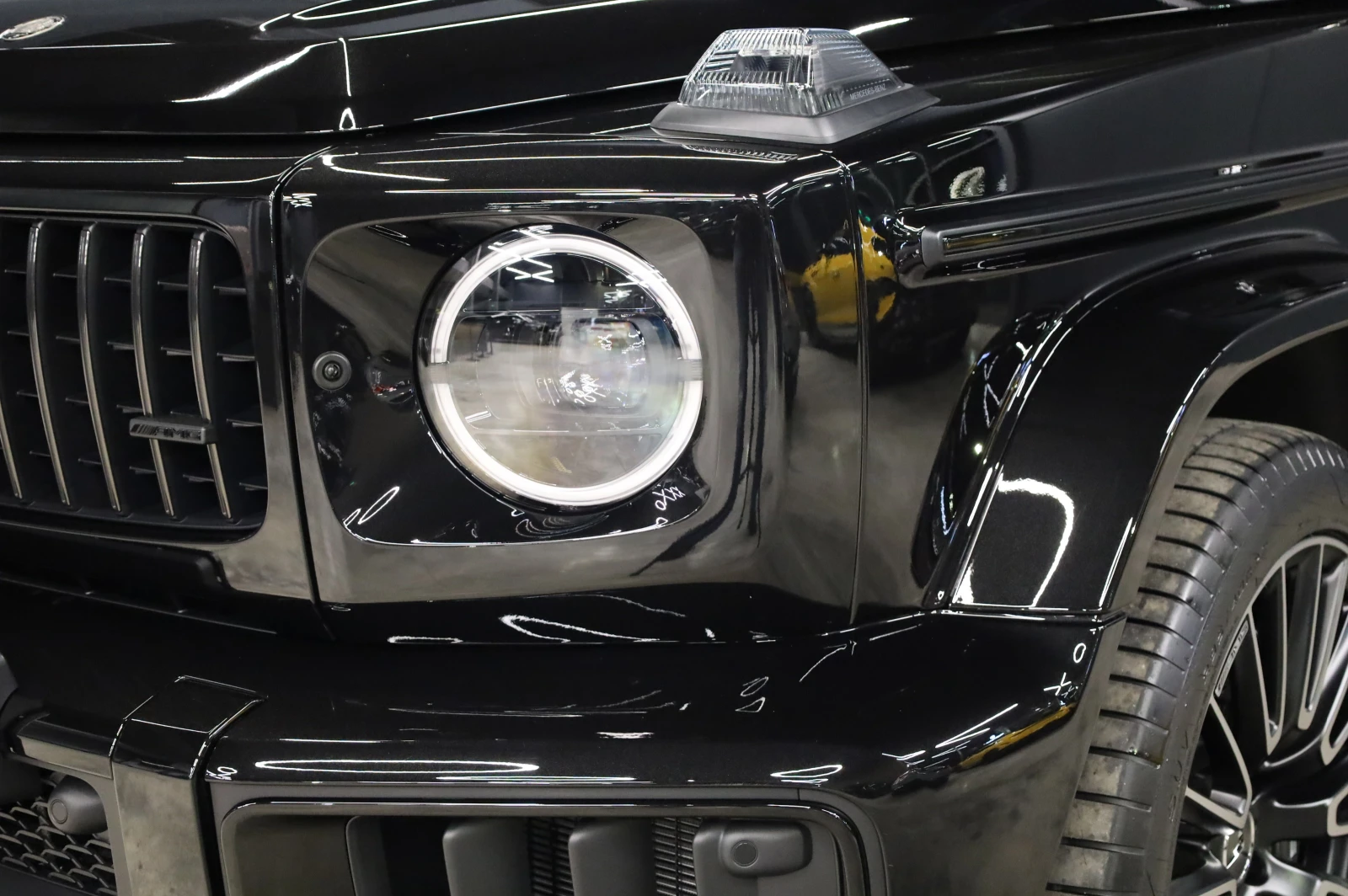 Mercedes-Benz G 63 AMG NEW* MANUFAKTUR* CARBON* , снимка 4 - Автомобили и джипове - 53494858