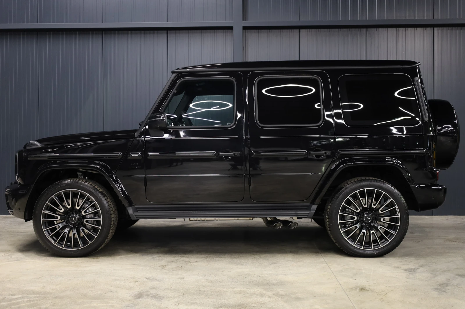 Mercedes-Benz G 63 AMG NEW* MANUFAKTUR* CARBON* , снимка 3 - Автомобили и джипове - 53494858