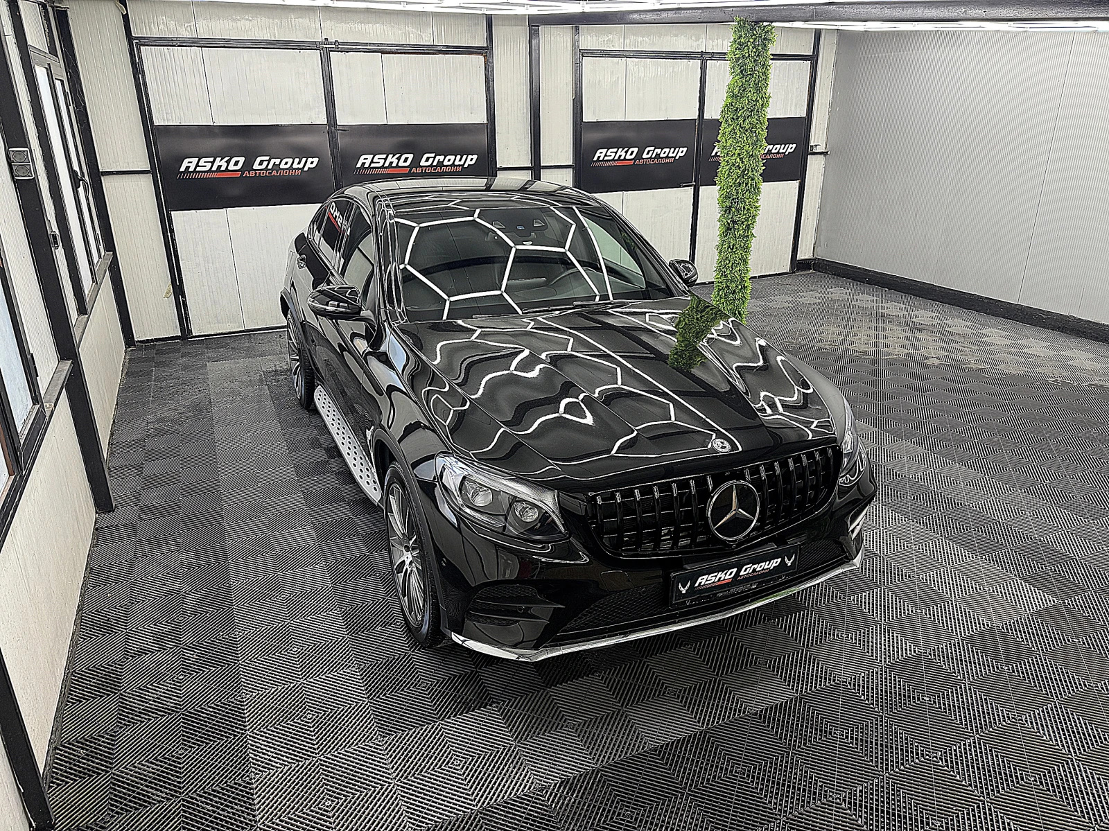 Mercedes-Benz GLC 350 KUPE/AMG-line/4-Matic/KeylessGo/360-k/ЛИЗИНГ, снимка 7 - Автомобили и джипове - 54620904