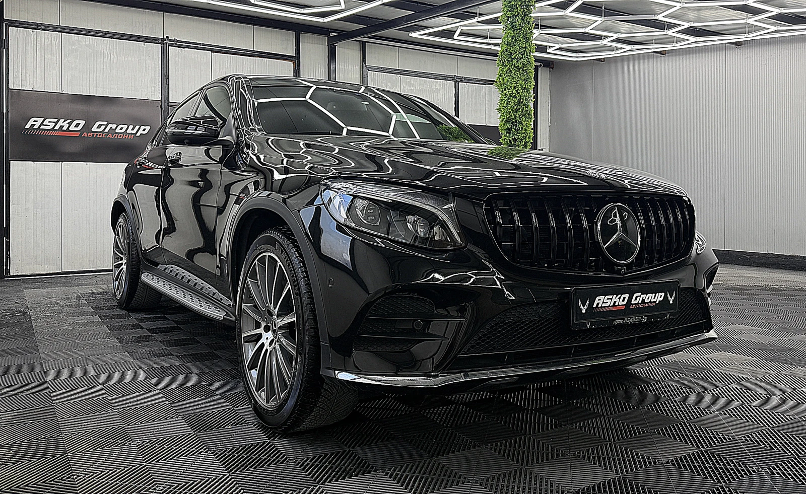 Mercedes-Benz GLC 350 KUPE/AMG-line/4-Matic/KeylessGo/360-k/ЛИЗИНГ, снимка 4 - Автомобили и джипове - 54620904