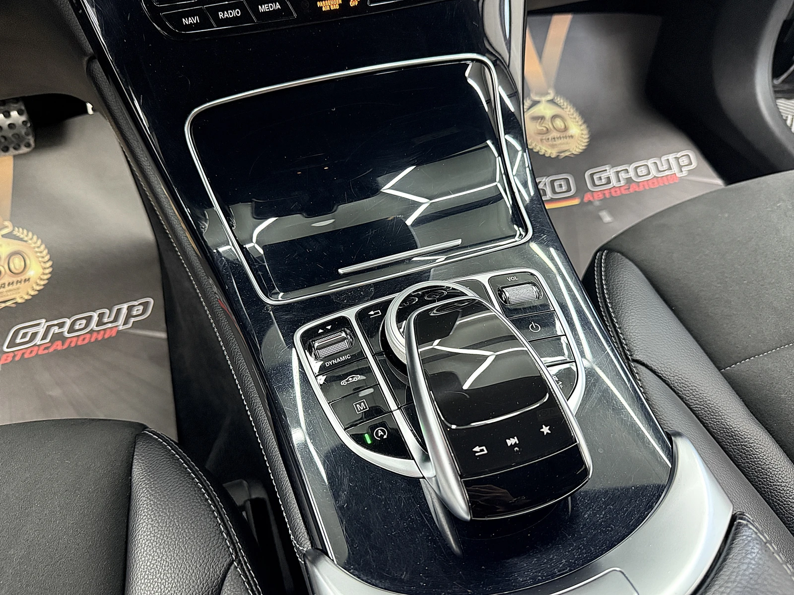 Mercedes-Benz GLC 350 KUPE/AMG-line/4-Matic/KeylessGo/360-k/ЛИЗИНГ, снимка 16 - Автомобили и джипове - 54620904