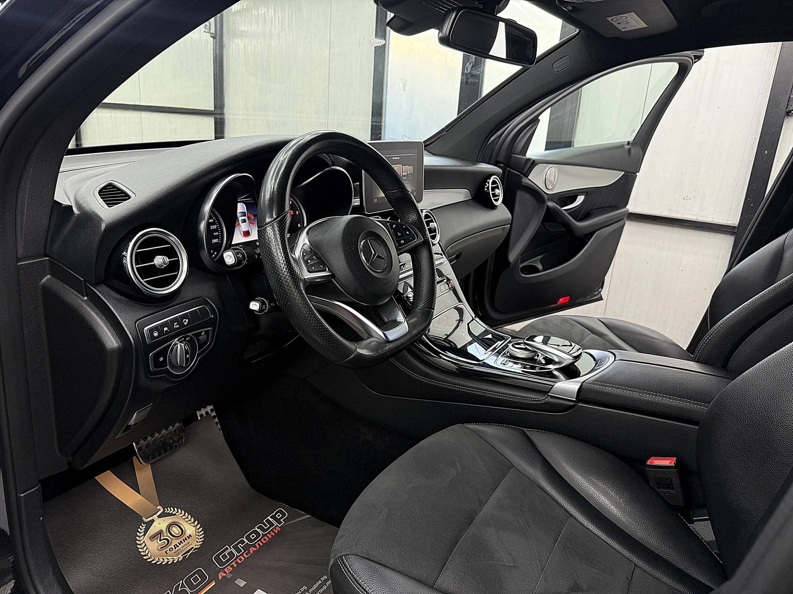 Mercedes-Benz GLC 350 KUPE/AMG-line/4-Matic/KeylessGo/360-k/ЛИЗИНГ, снимка 14 - Автомобили и джипове - 54620904