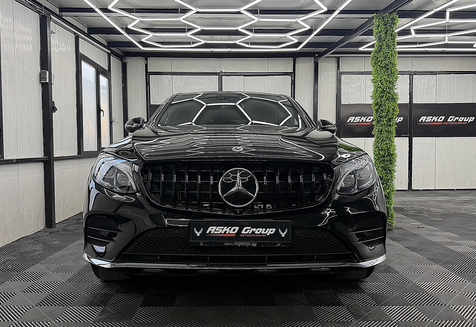 Mercedes-Benz GLC 350 KUPE/AMG-line/4-Matic/KeylessGo/360-k/ЛИЗИНГ, снимка 3 - Автомобили и джипове - 54620904