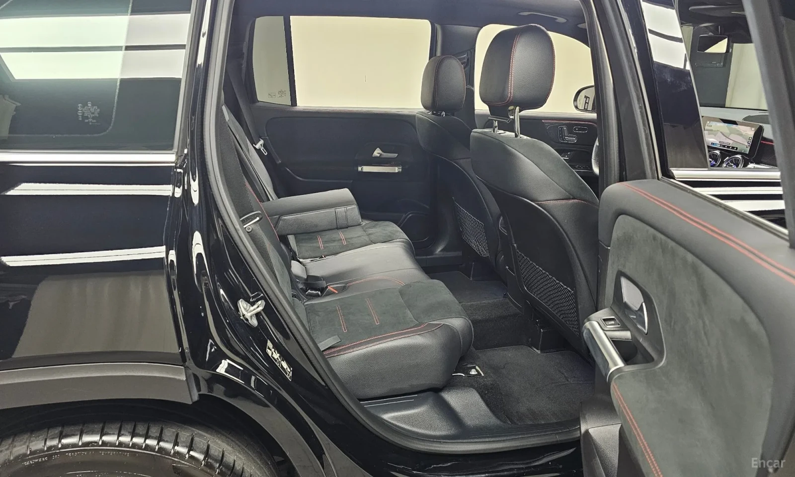 Mercedes-Benz GLB 220 4MATIC, снимка 12 - Автомобили и джипове - 55048531