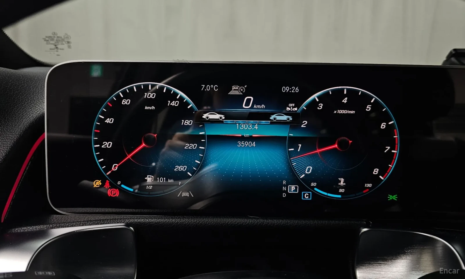 Mercedes-Benz GLB 220 4MATIC, снимка 8 - Автомобили и джипове - 55048531