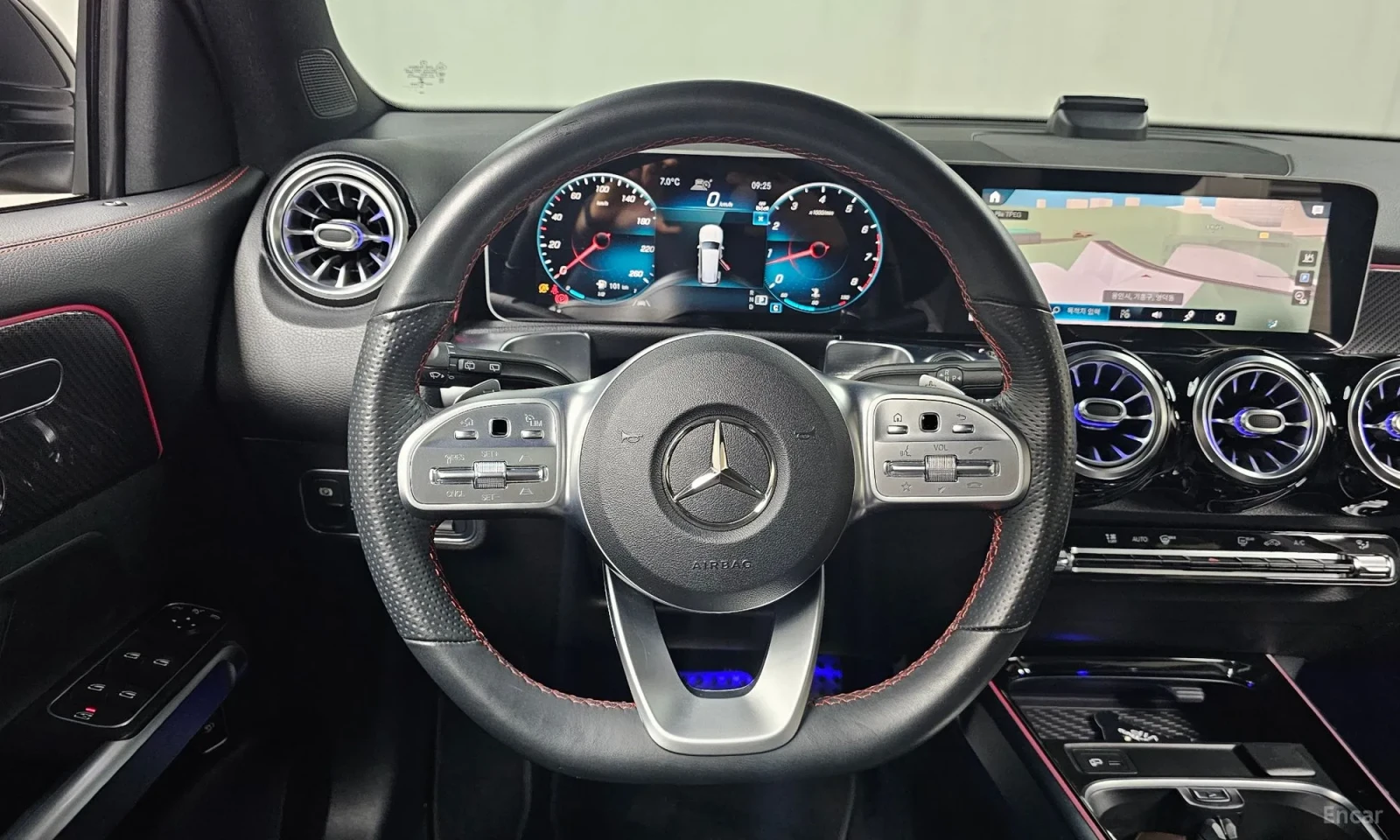 Mercedes-Benz GLB 220 4MATIC, снимка 13 - Автомобили и джипове - 55048531