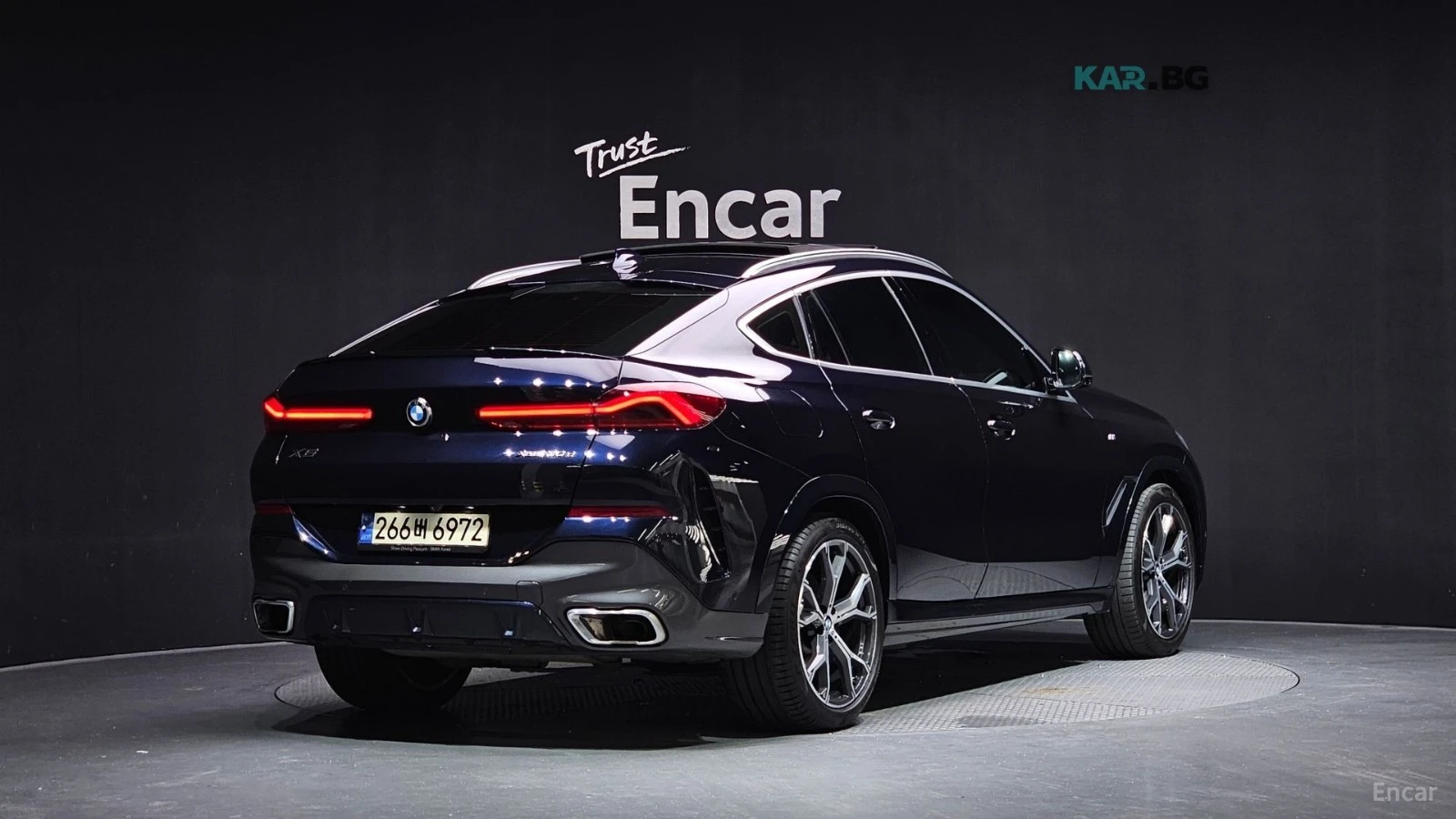 BMW X6 ВЪЗДУХ* КРИСТАЛ* ОБДУХВАНЕ* ПАМЕТ* ДИСТРОНИК* 360, снимка 2 - Автомобили и джипове - 55297205