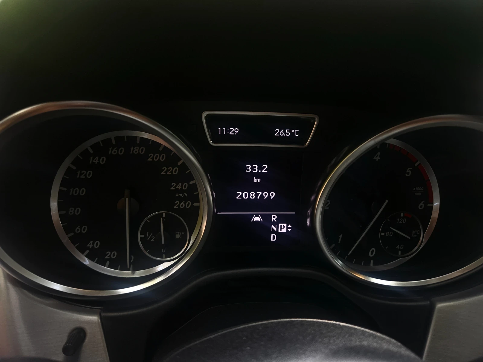 Mercedes-Benz ML 350 ML 350 AMG Pack, снимка 13 - Автомобили и джипове - 55875267