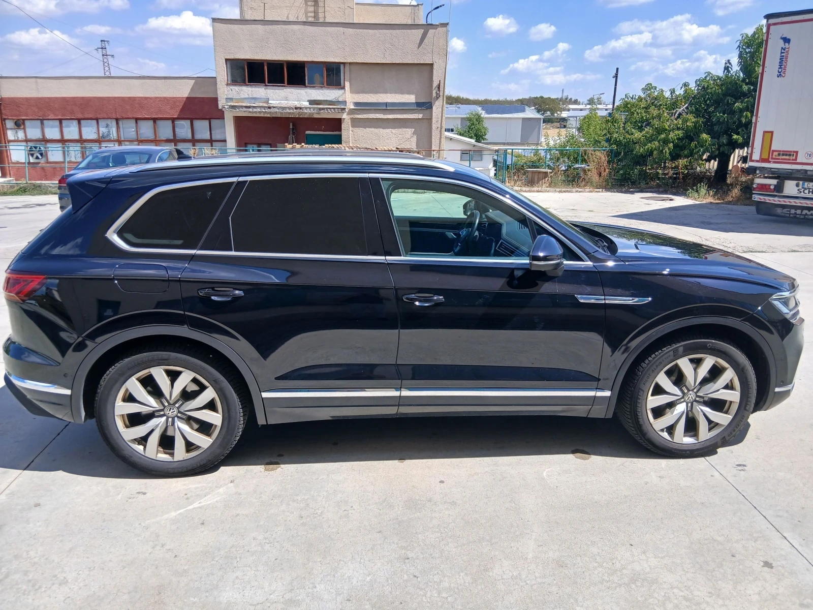 VW Touareg 3.0 TSI 4X4, снимка 4 - Автомобили и джипове - 55937010