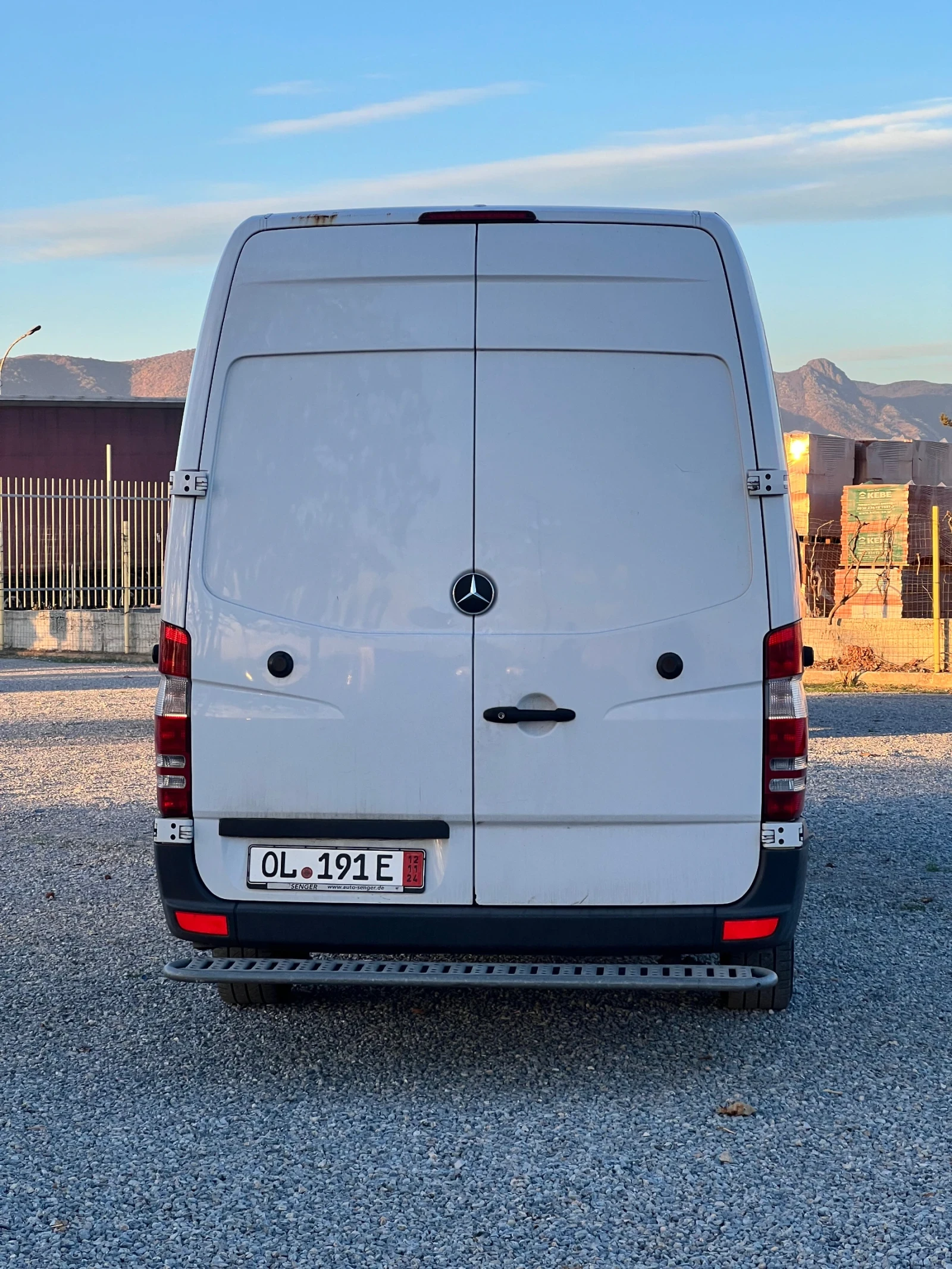 Mercedes-Benz Sprinter Maxi - изображение 4