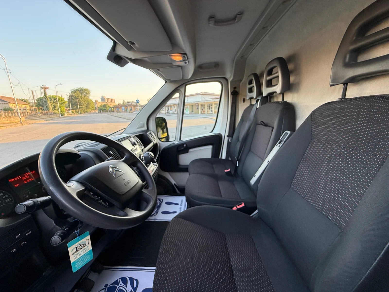 Citroen Jumper 2.2HDI L2H2 - изображение 9