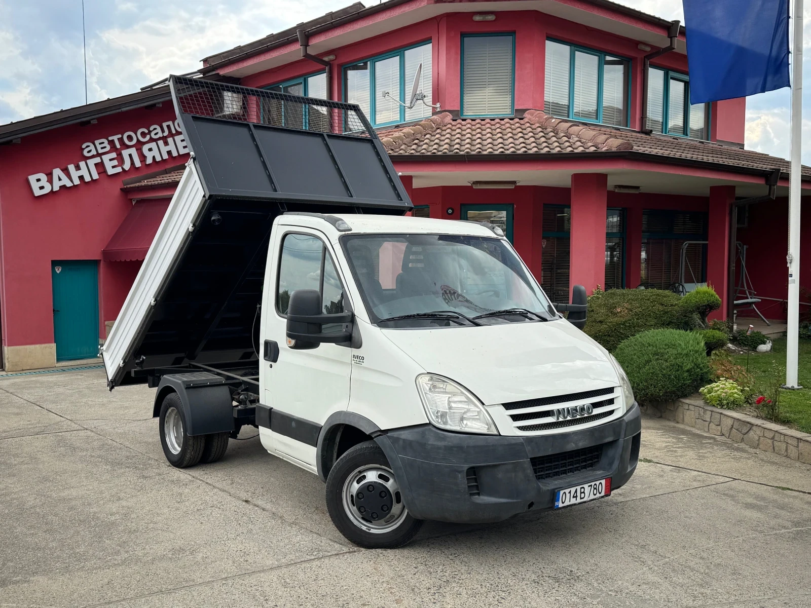 Iveco Daily 3.0HPI* 35C18* Тристранен самосвал - изображение 9