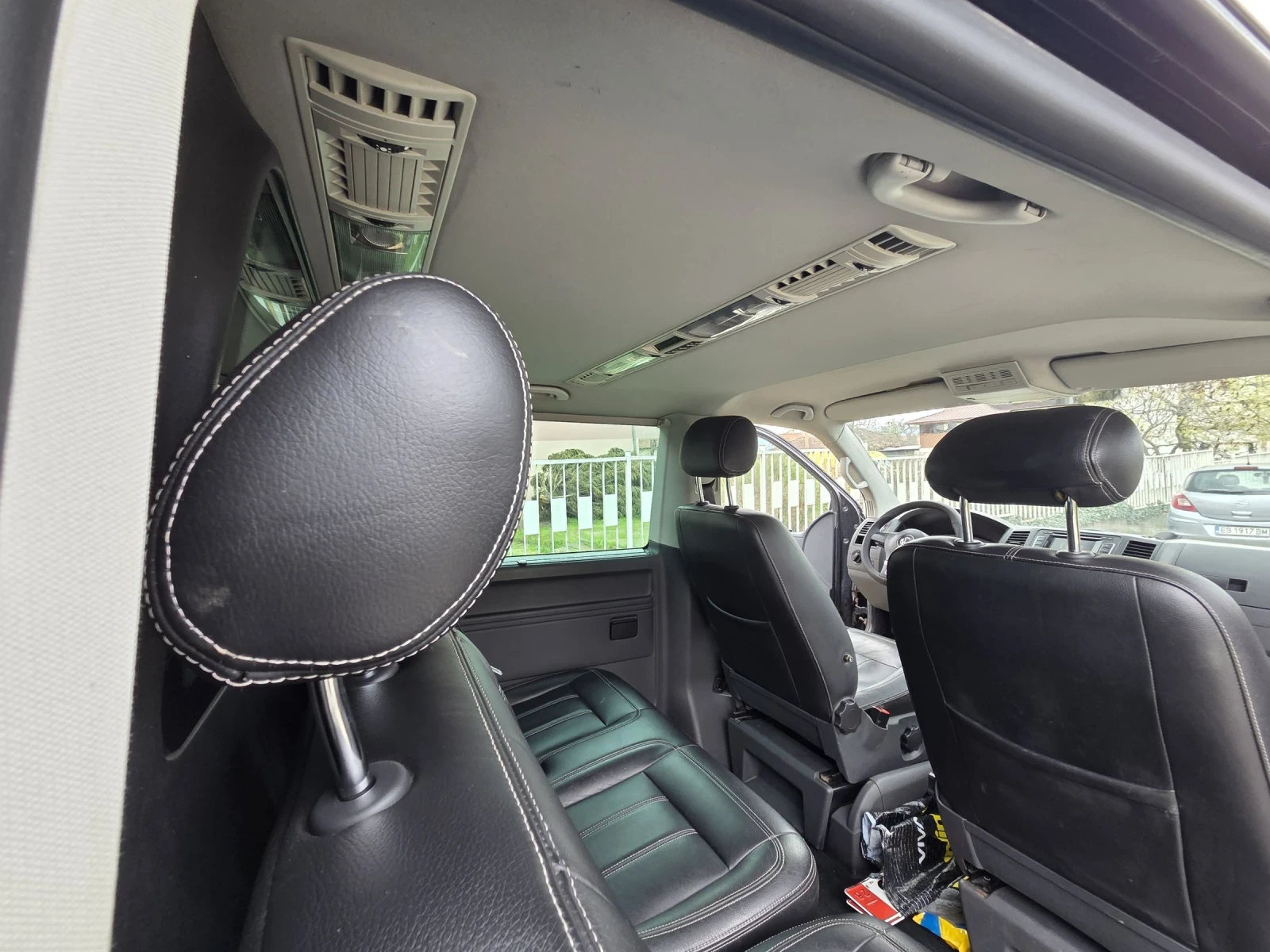 VW T5 ФЕЙС 2.0 180КС * АВТОМАТИК* , снимка 13 - Бусове и автобуси - 55052178