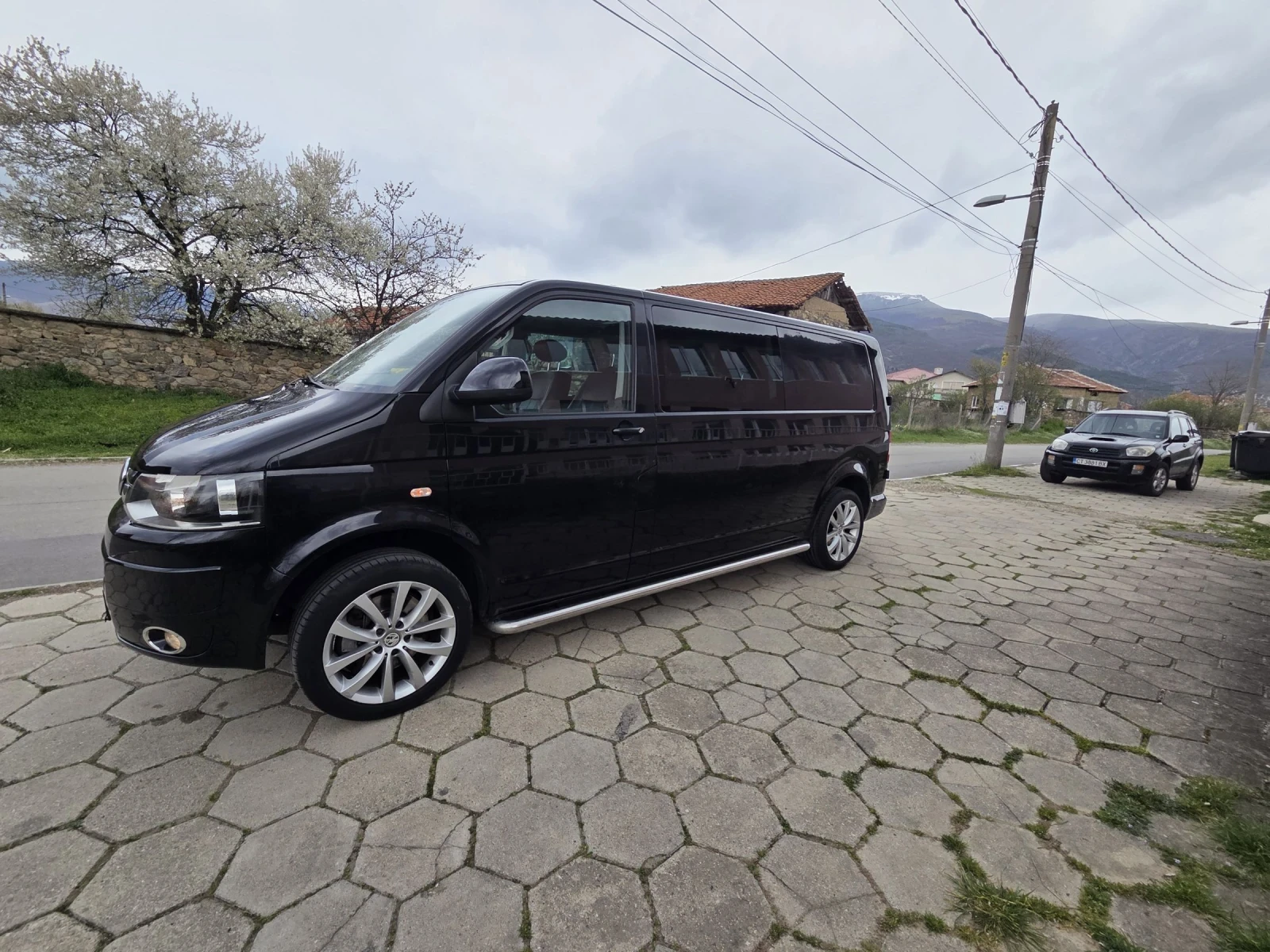 VW T5 ФЕЙС 2.0 180КС * АВТОМАТИК* , снимка 9 - Бусове и автобуси - 55052178