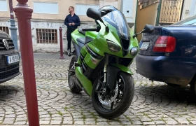������ Kawasaki Zxr