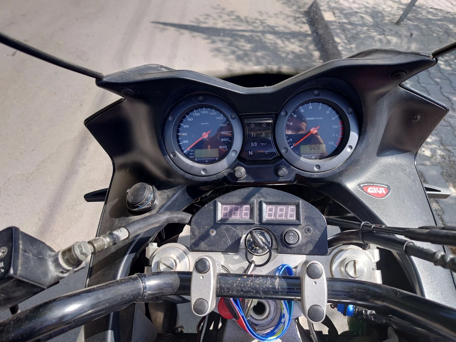 Suzuki V-strom  - изображение 8