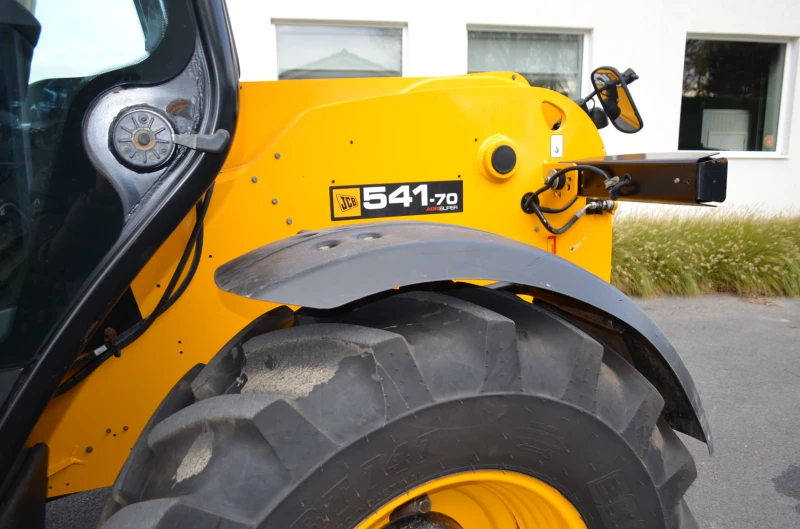 Телескопичен товарач JCB 541-70 Agri Super, снимка 15 - Селскостопанска техника - 52483701