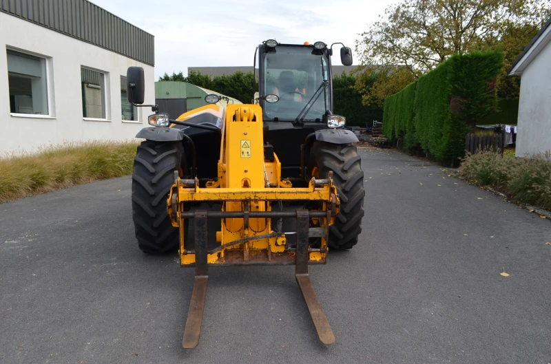 Телескопичен товарач JCB 541-70 Agri Super, снимка 11 - Селскостопанска техника - 52483701