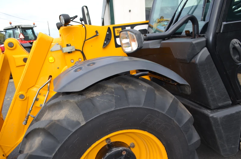 Телескопичен товарач JCB 541-70 Agri Super, снимка 13 - Селскостопанска техника - 52483701
