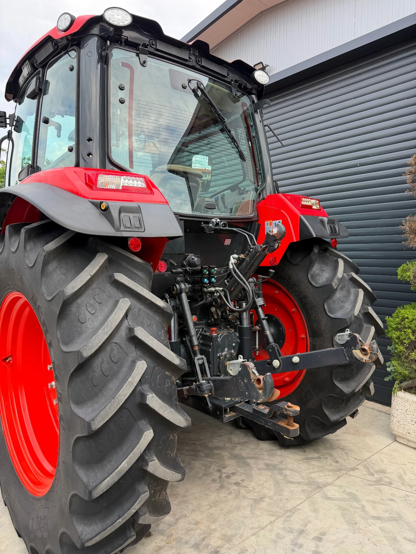Трактор John Deere Kioti HX1400 140кс. 670мч., снимка 7 - Селскостопанска техника - 55038095
