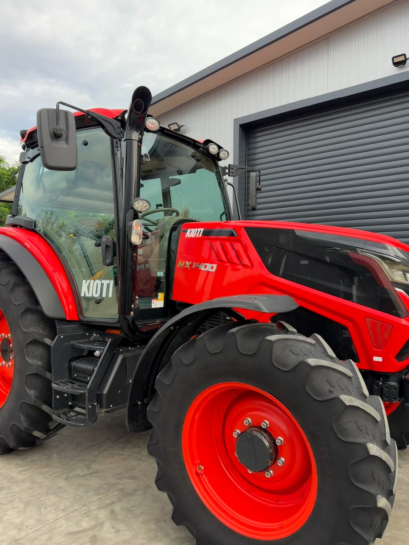 Трактор John Deere Kioti HX1400 140кс. 670мч., снимка 9 - Селскостопанска техника - 55038095