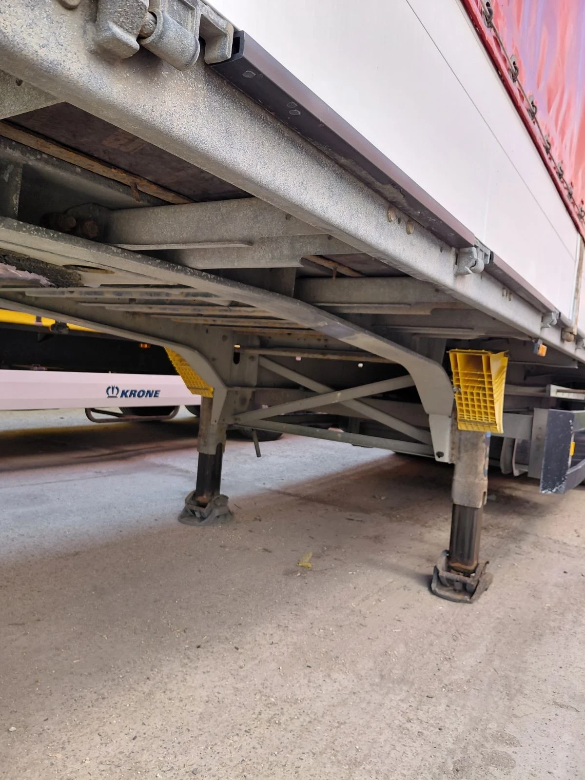 Полуремарке Schmitz, снимка 11 - Ремаркета - 54359881