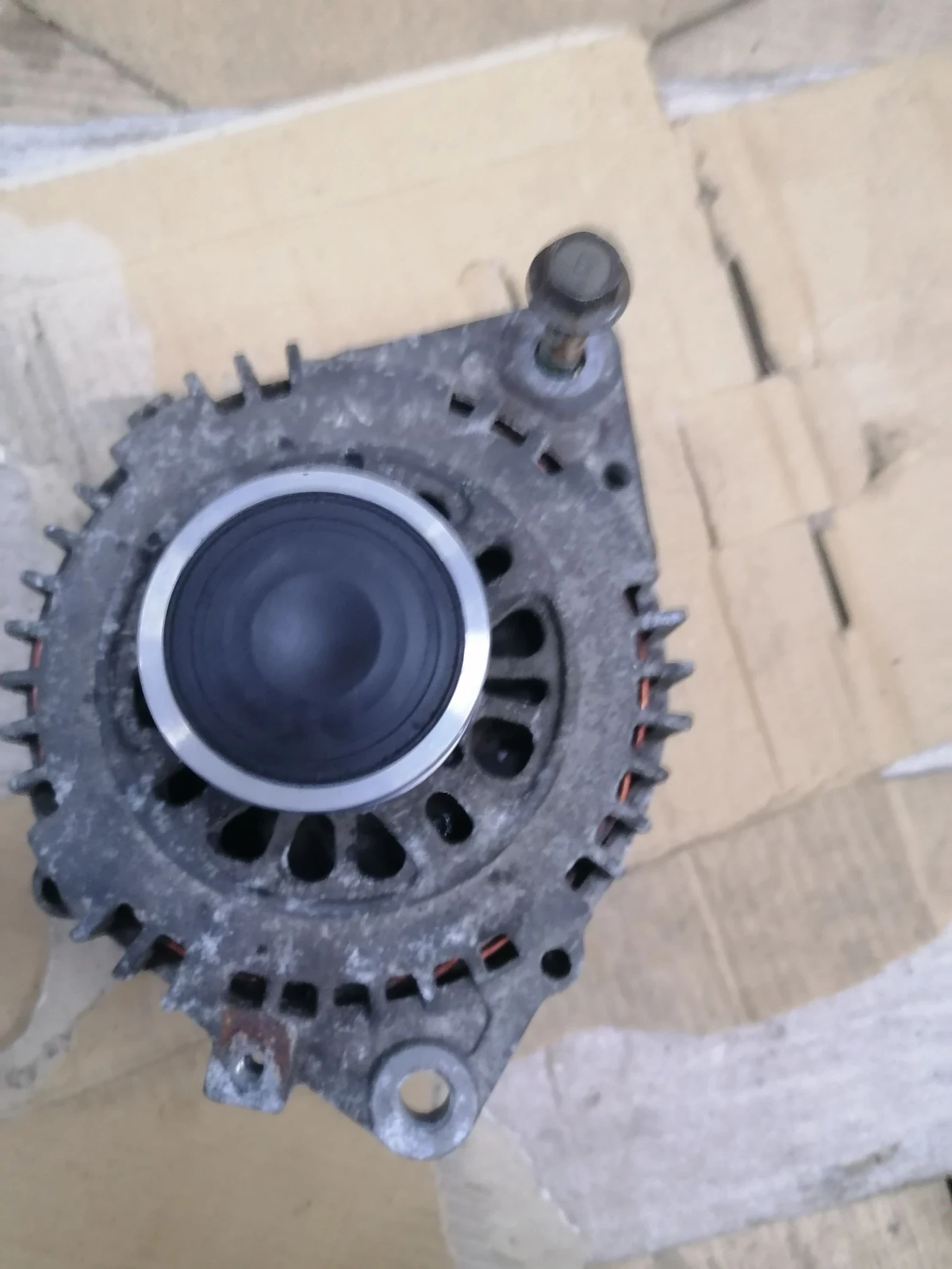 ���������� �� ����� �-�����, 2.0 -2.5 ������ | Mobile.bg � ����������� 1