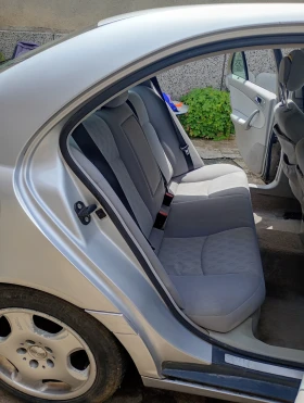 Mercedes-Benz C 220 C220, снимка 6