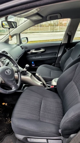 Toyota Auris - 3945 € / 7715.75 лв. - 67165344 14