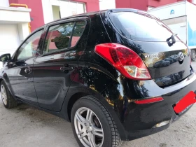 Hyundai I20 Hyundai i20 Blue Drive 1, 4; 101 �.�; 6 �������� | Mobile.bg � ����� ������ 6