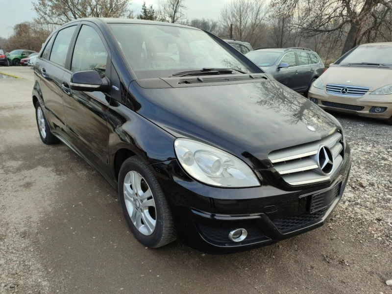 Mercedes-Benz B 180 1.7i, снимка 4 - Автомобили и джипове - 43818380