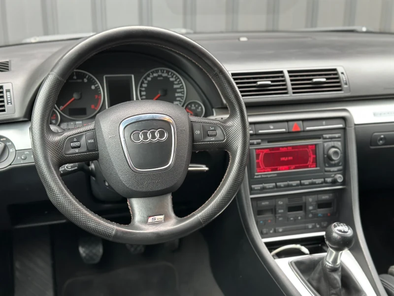 Audi A4 TFSI S-Line Quattro, снимка 16 - Автомобили и джипове - 47309823